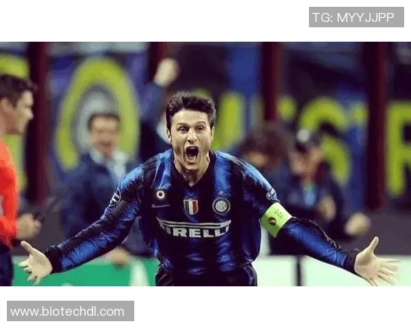 穿4号球衣的足球传奇球星盘点与精彩瞬间回顾