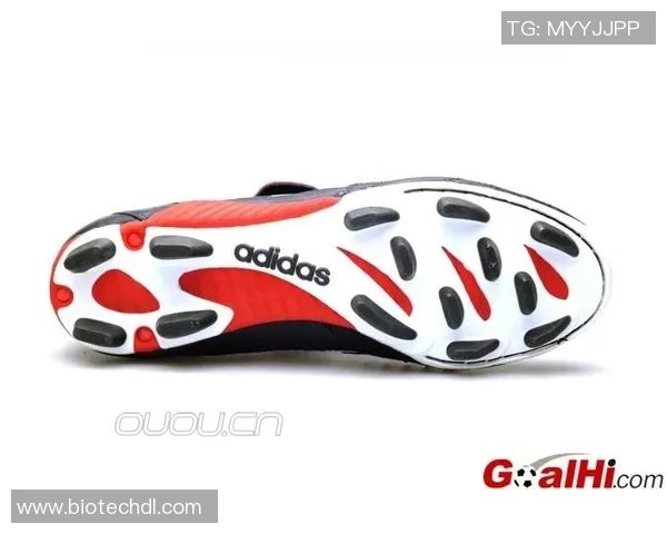 球星专款足球鞋的创新设计与竞技表现分析